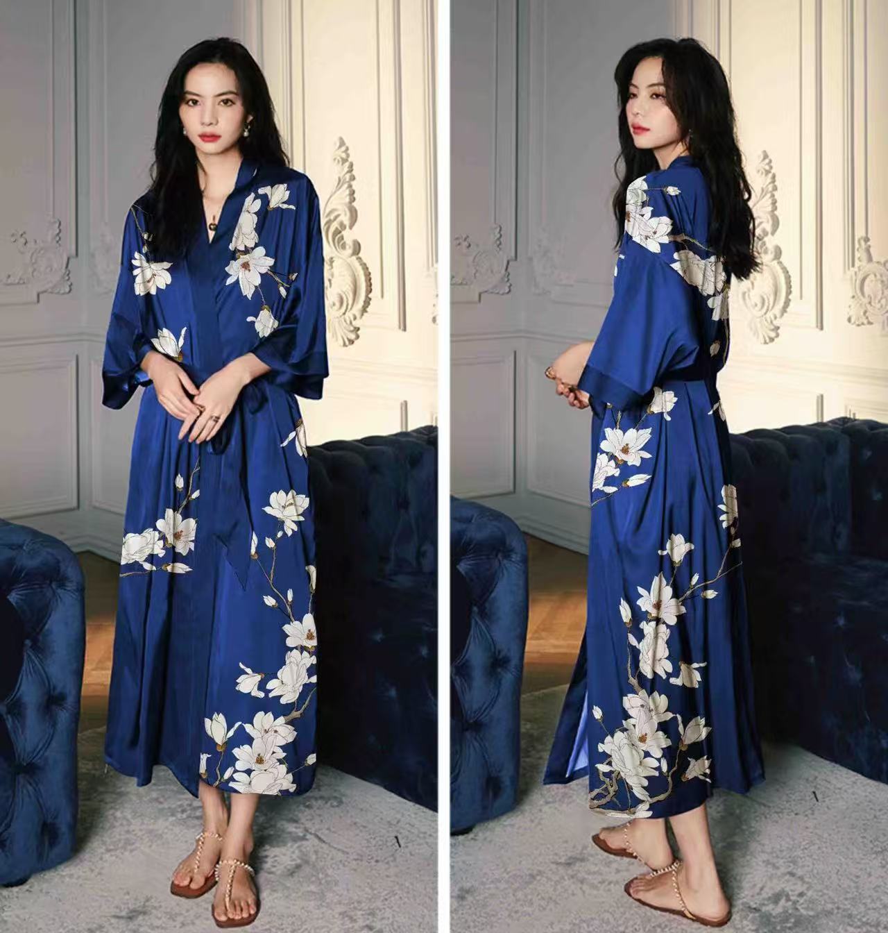 MAGNOLIA BLOOM SILK LONG KIMONO ROBE