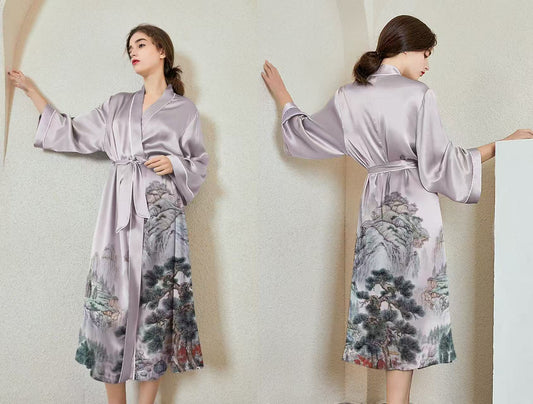 CELESTIAL VALLEY SILK SHORT ROBE