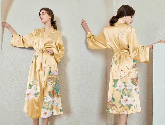 FEATHERS IN BLOOM SILK SHORT ROBE